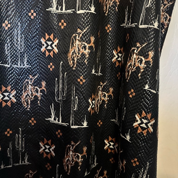 2fly Saddle buster tank SOLD - Picture 3 of 4